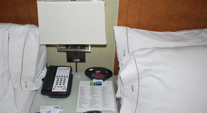 ניו יורק Holiday Inn Express Manhattan Midtown West By Ihg מראה חיצוני תמונה
