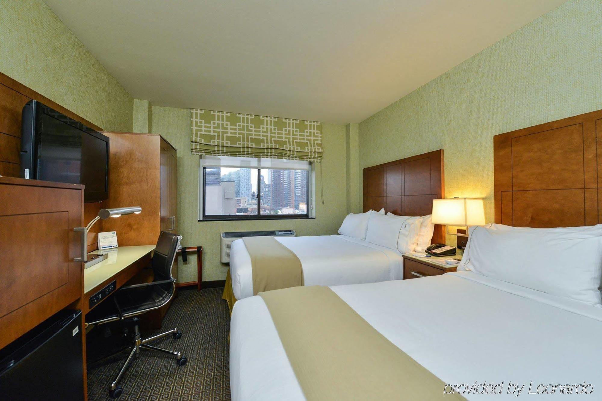 ניו יורק Holiday Inn Express Manhattan Midtown West By Ihg מראה חיצוני תמונה